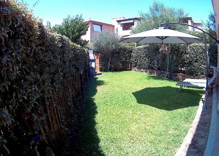 CASA DEL FARO Piano Terra con Giardino
