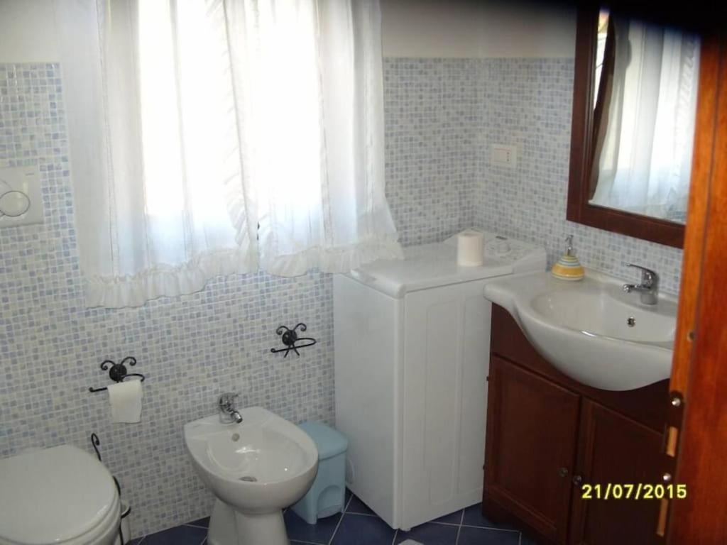 Casa Del Faro Piano Terra Con Giardino Holiday home *